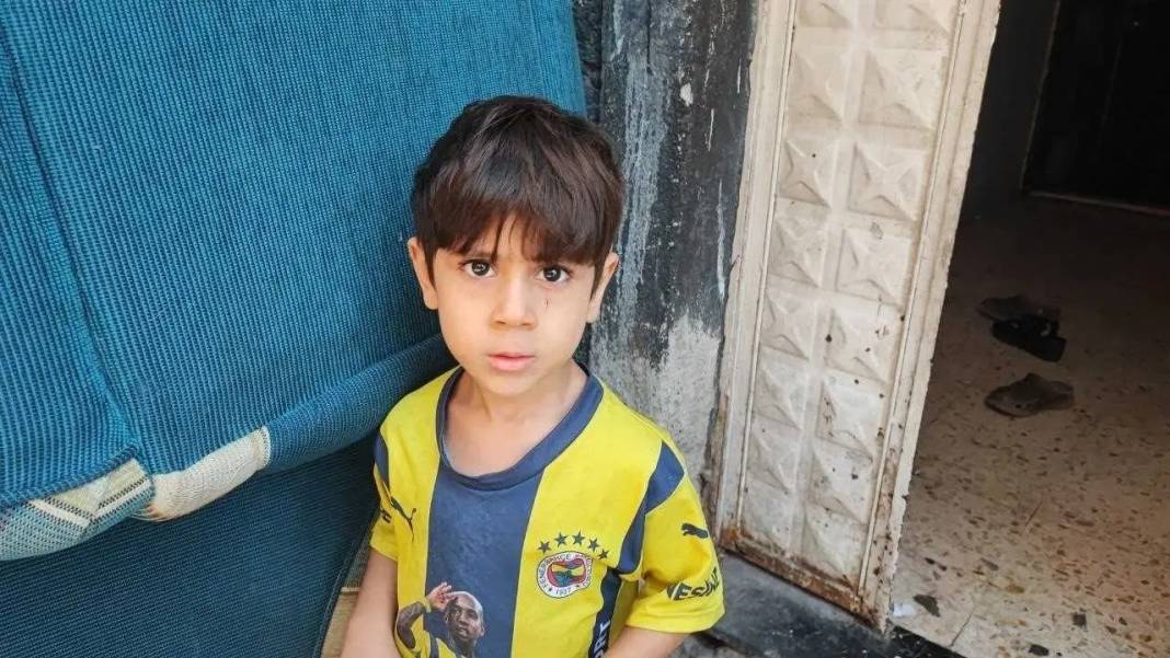 Adana’da Kartonun Altına Giren Çocuk Ölümden Döndü! O Anlar Kamerada 5